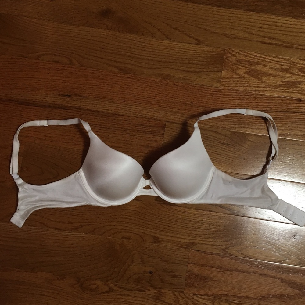 Victoria Secret Padded Perfect Coverage White Bra